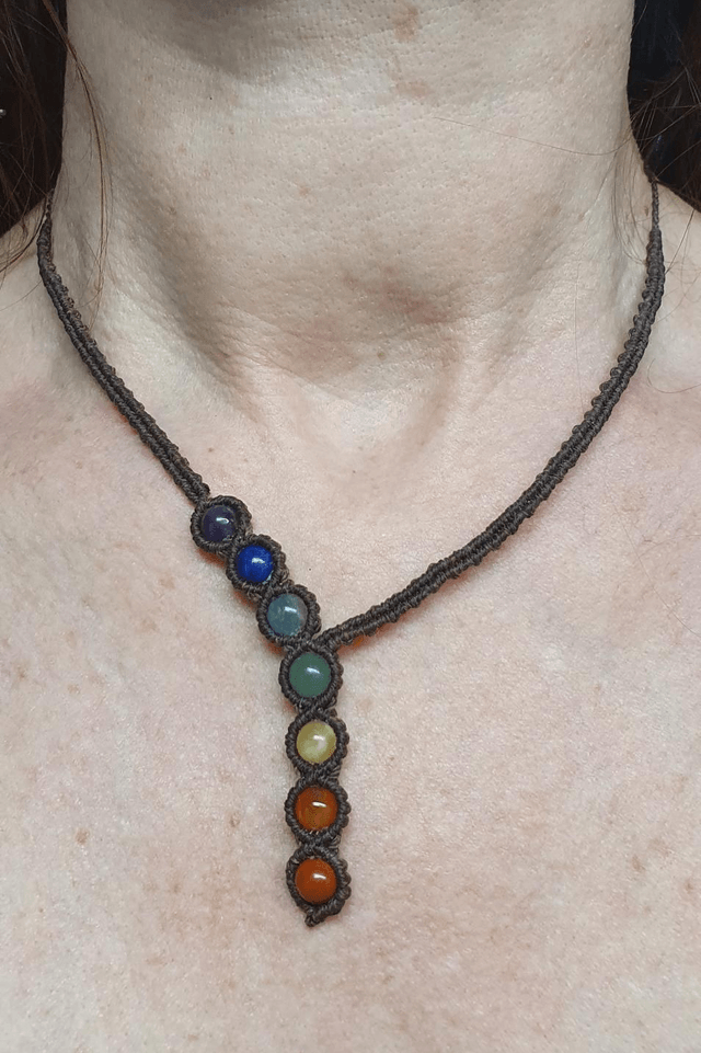 Collier micro macramé chakra 