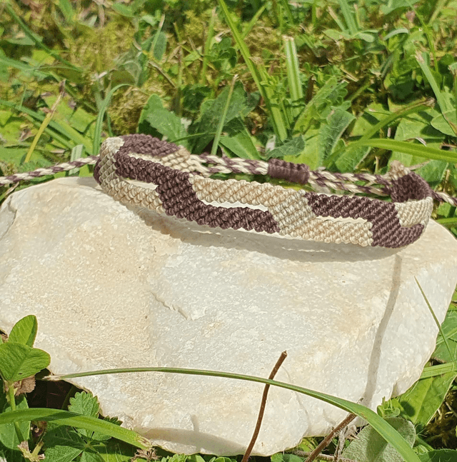 Bracelet micro macramé Homme ou femme, taille réglable.