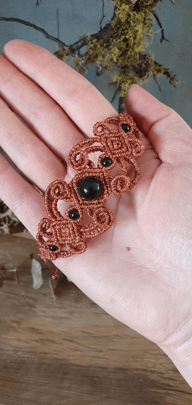 Bracelet micro macramé cuivré brillant 