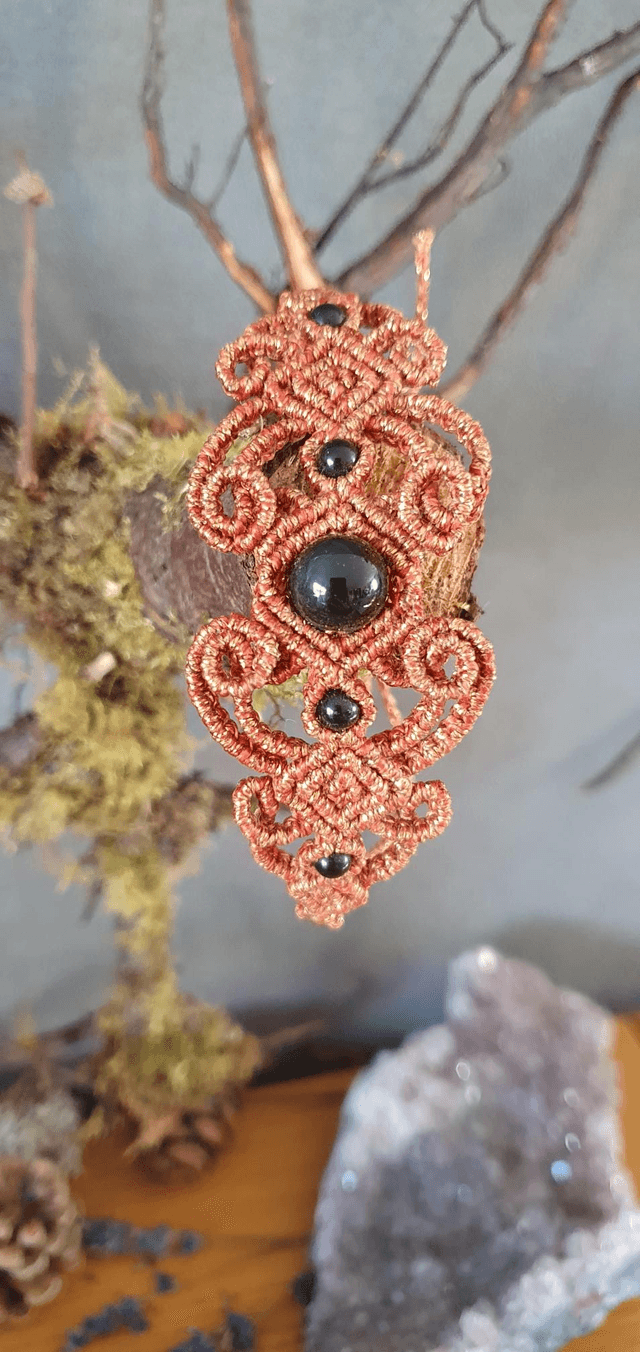 Bracelet micro macramé cuivré brillant 